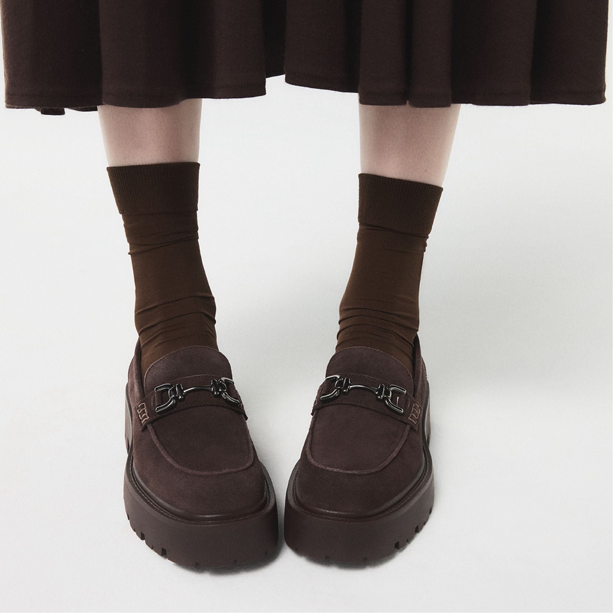 Oneameth in Dark Brown - Loafer, Lug sole