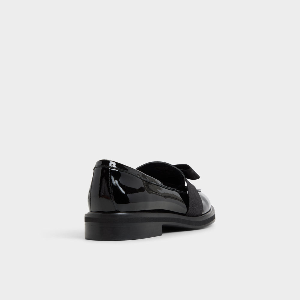 Bissom in Black - Loafer, Block heel