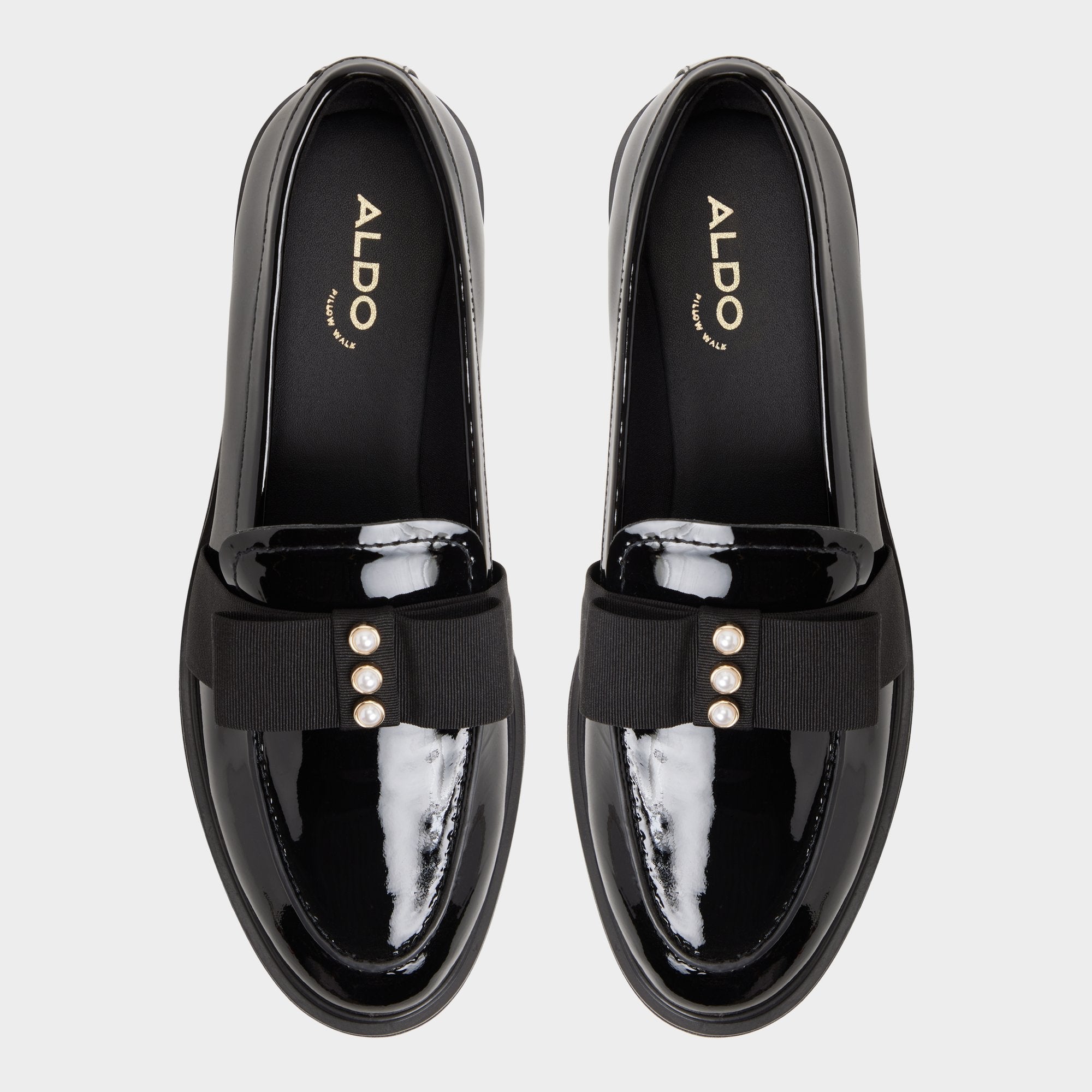 Bissom in Black - Loafer, Block heel