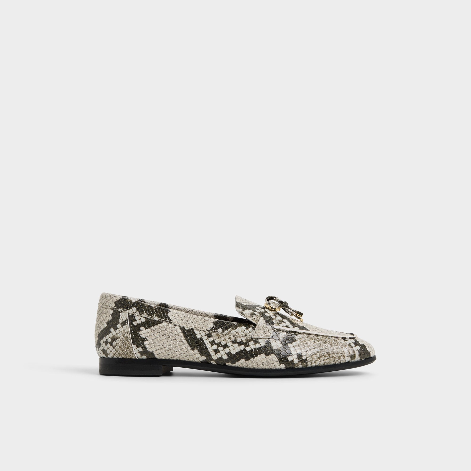Ybilide White/Black Women's Loafers & Oxfords - Loafer