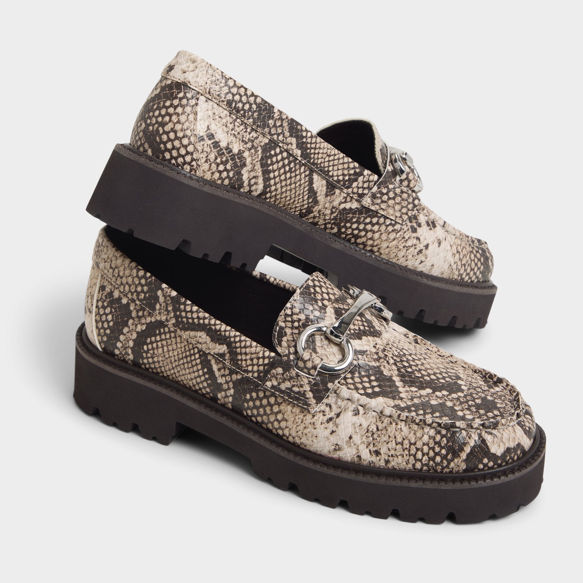 Danrose in Open Brown - Loafer, Lug sole