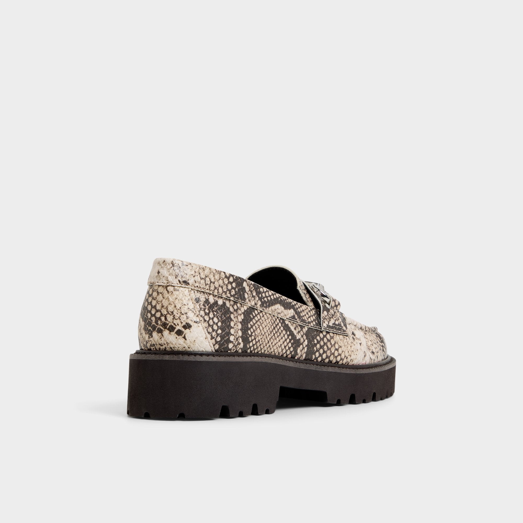 Danrose in Open Brown - Loafer, Lug sole