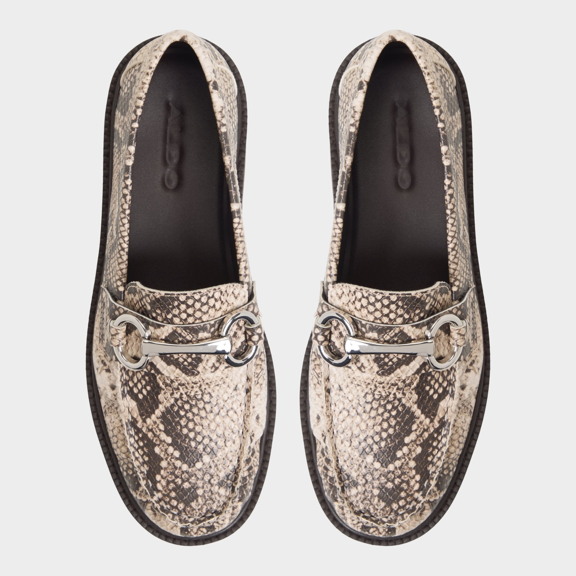 Danrose in Open Brown - Loafer, Lug sole