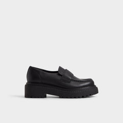 Miravella in Black - Loafer, Lug sole