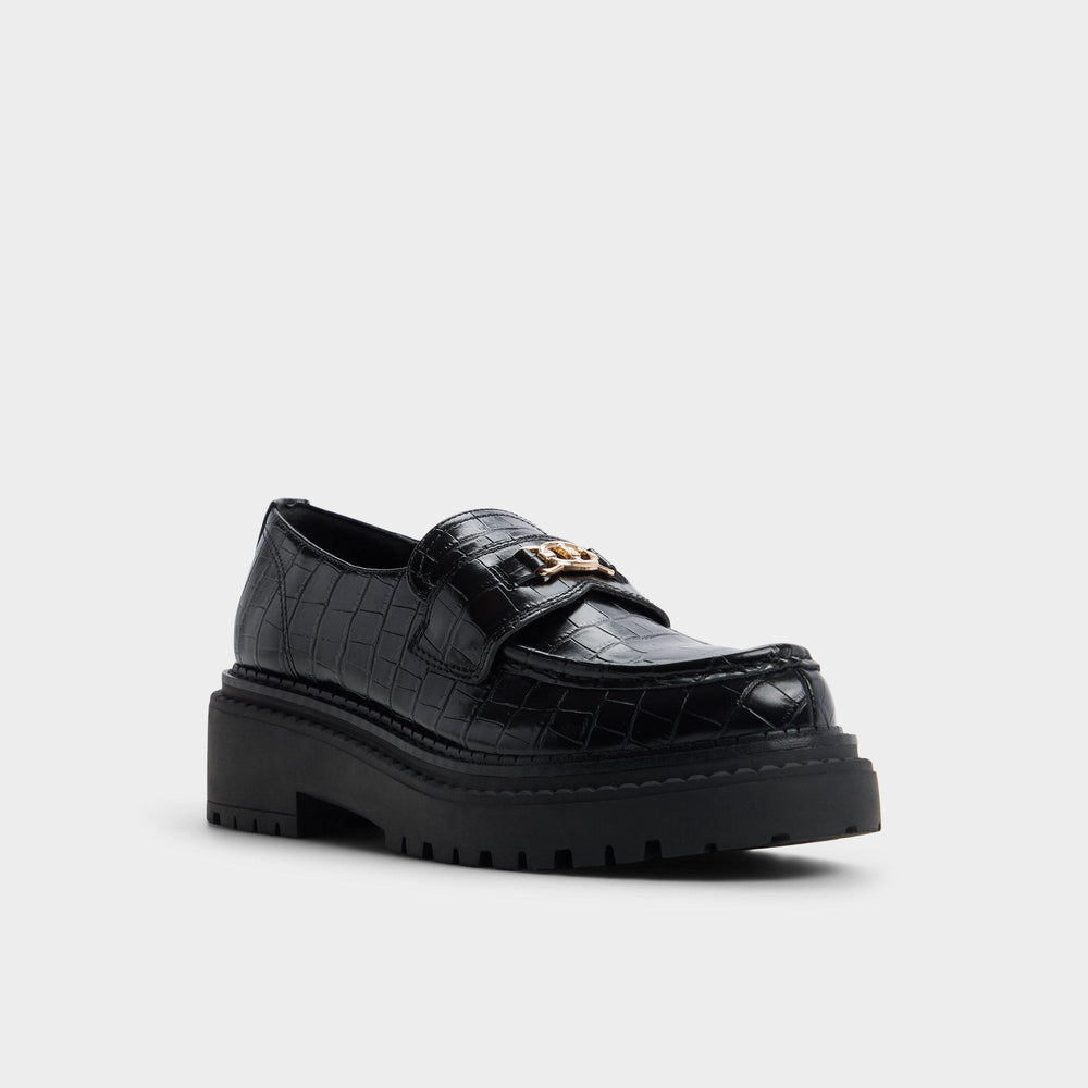 Miravelle in Black - Loafer, Lug sole