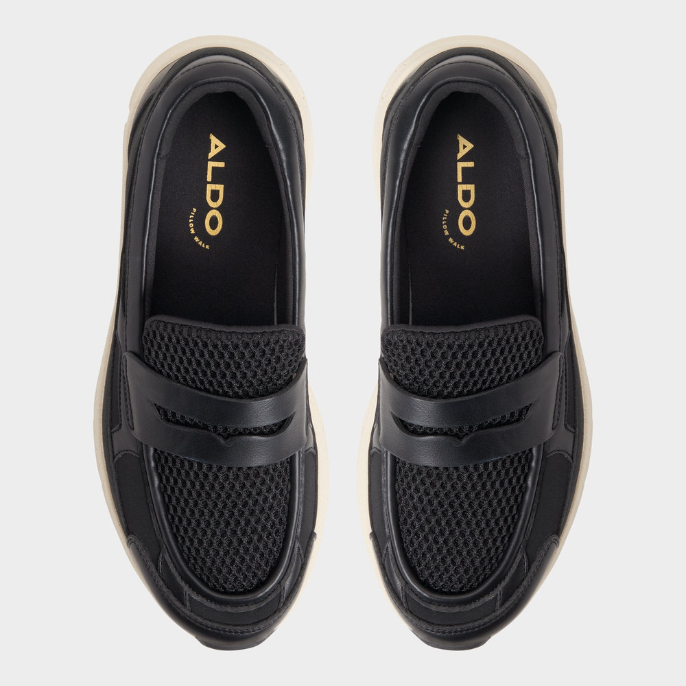Loffy in Black - Loafer, Jogger sole