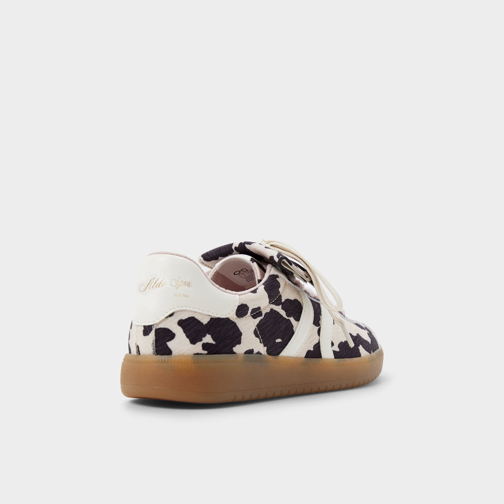 Itsneaker in White Black - Sneaker, Cup sole
