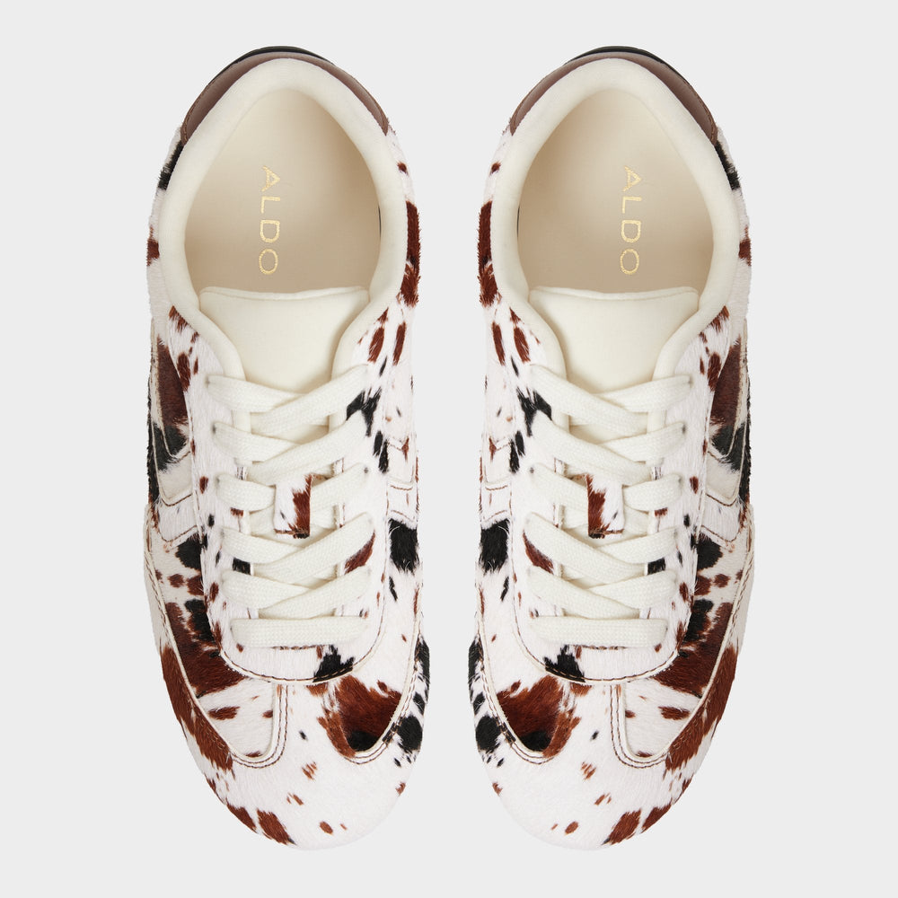 Coolchic in White Combo - Jogger sneaker