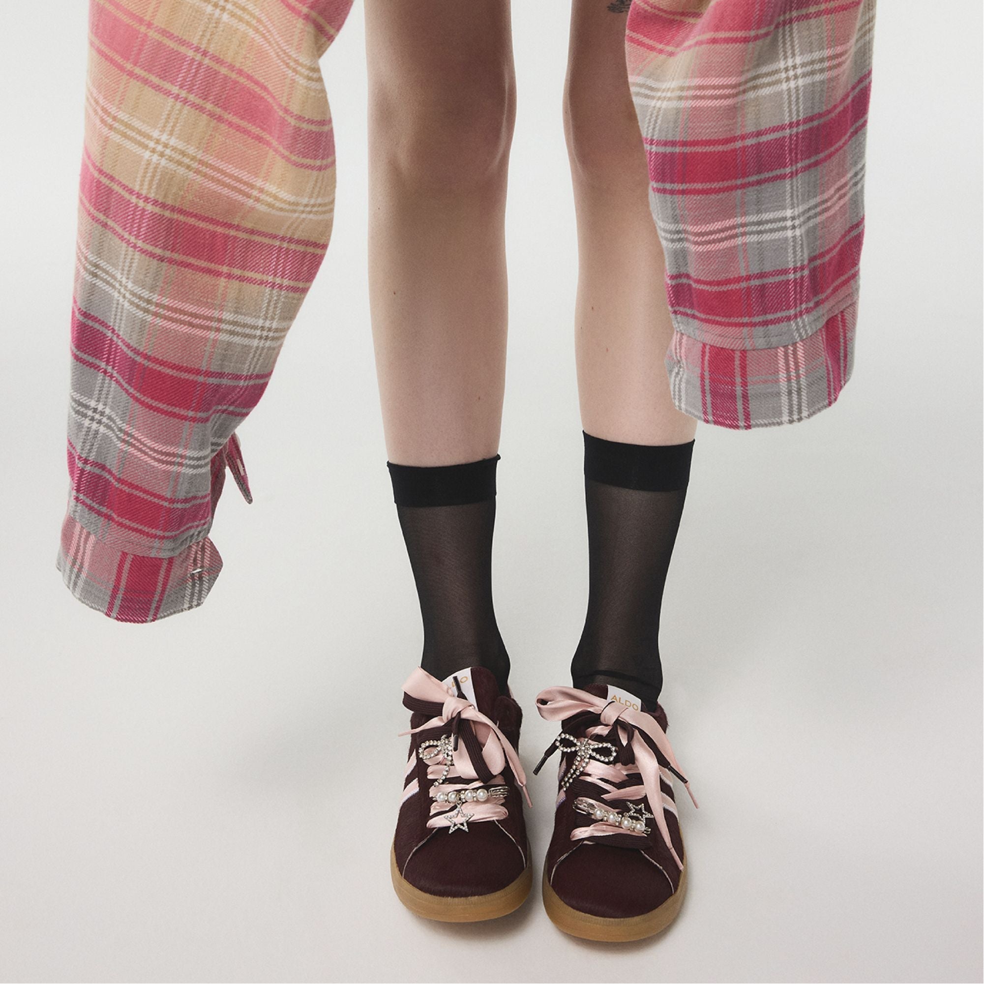Chicsneaker2 in Open Red - Low top sneaker, Cup sole