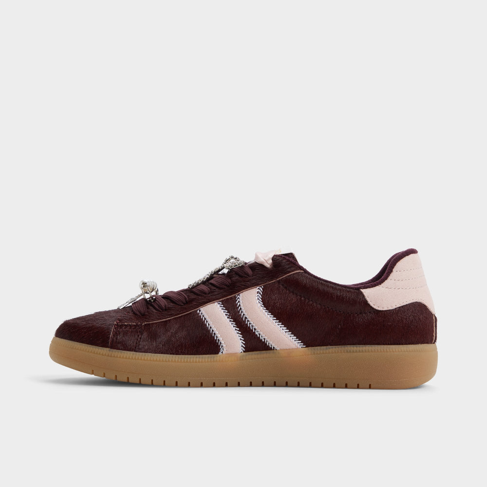 Chicsneaker2 in Open Red - Low top sneaker, Cup sole