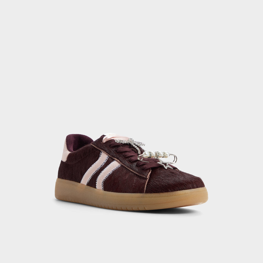 Chicsneaker2 in Open Red - Low top sneaker, Cup sole