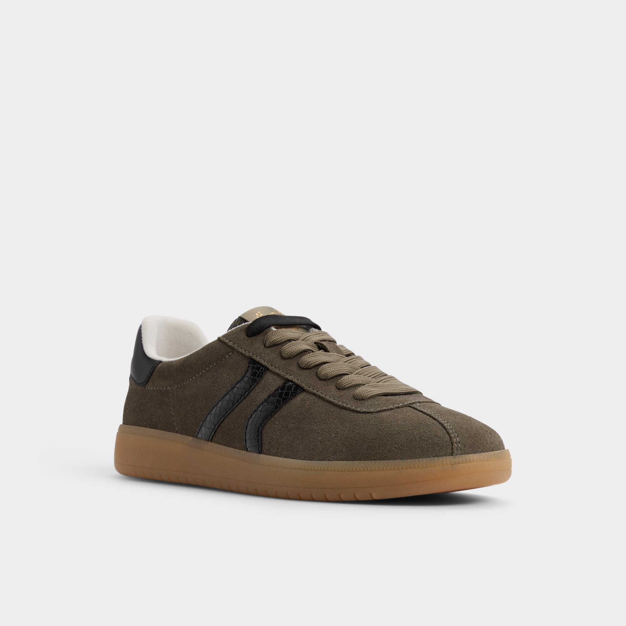 Chicsneaker in Olive - Low top sneaker, Cup sole