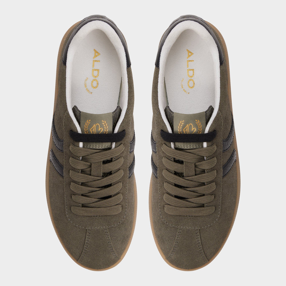 Chicsneaker in Olive - Low top sneaker, Cup sole