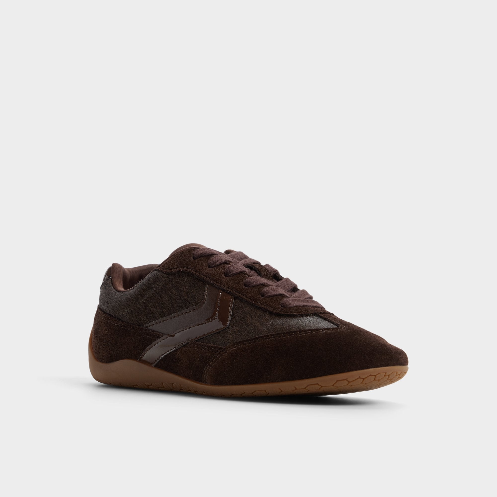 Coolchic in Dark Brown - Jogger sneaker