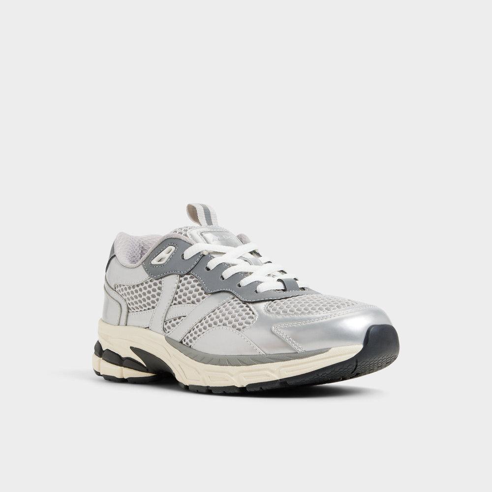 Pillowsnkr in L Silver - Jogger sneaker