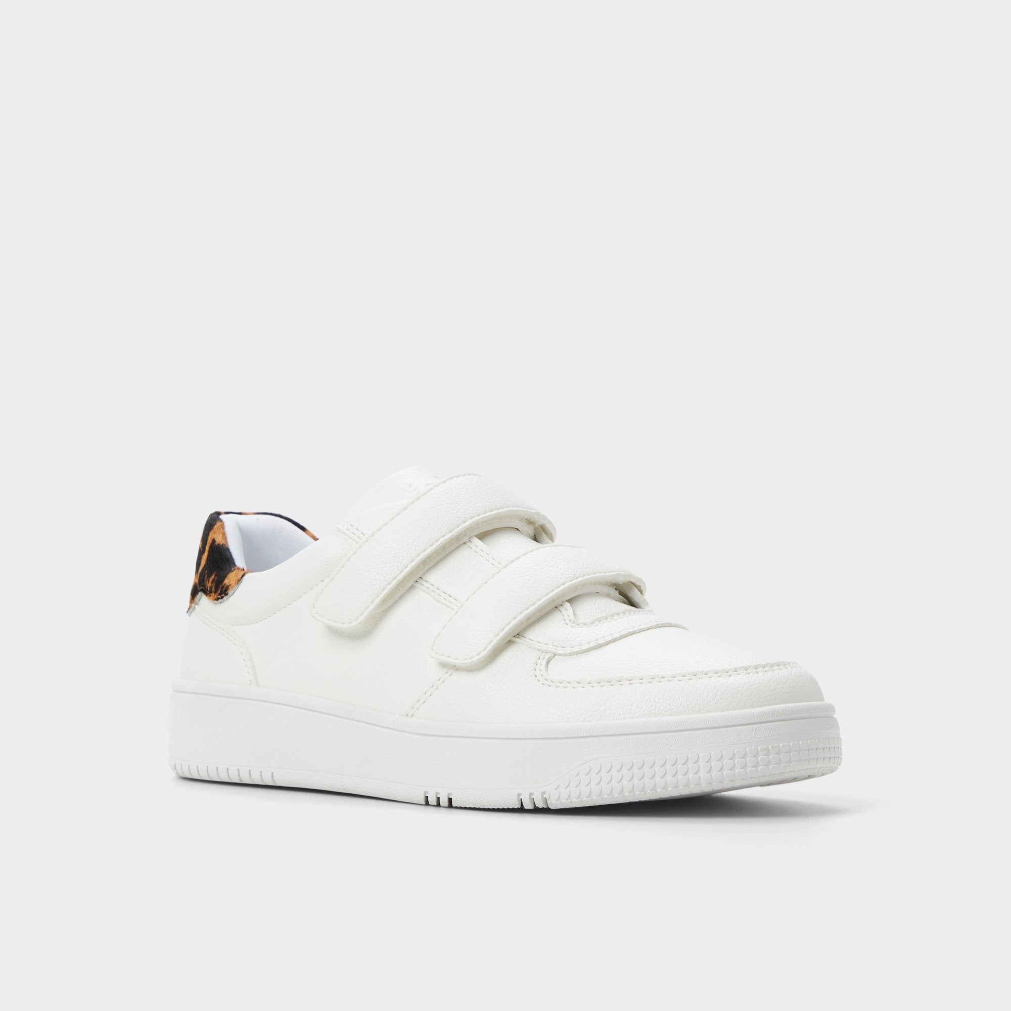 24-7kicks White Combo Women's Low top sneakers - Jogger sneaker, Platform