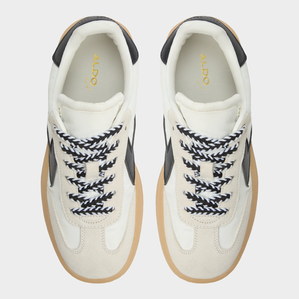 Retrostep White/Black Women's Low top sneakers - Low top sneaker, Jogger sole