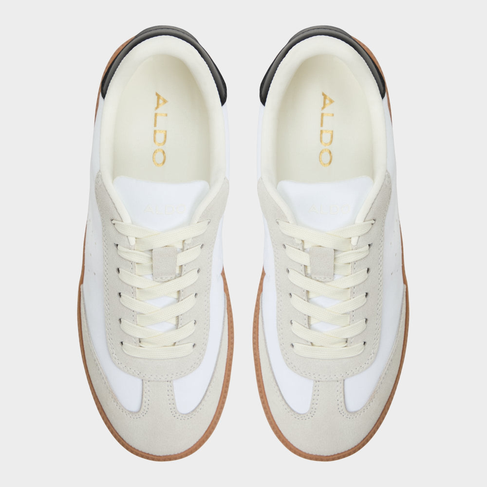 Clubstyle White/Black Women's Low top sneakers - Jogger sneaker, Jogger sole