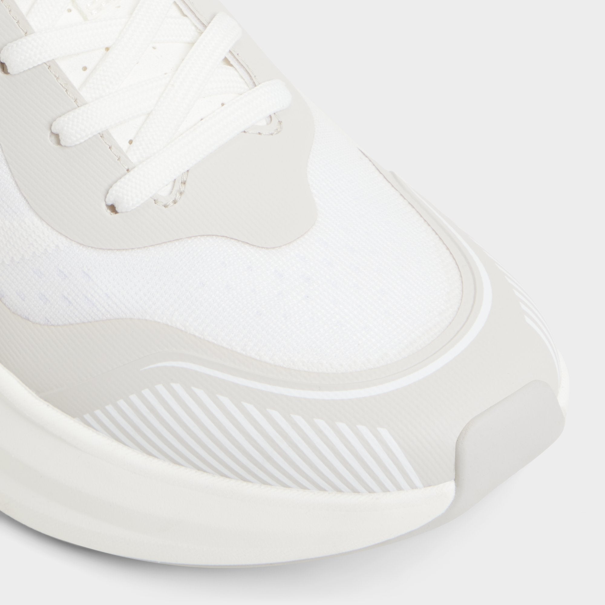 Pillowstep White Women's Low top sneakers - Sneaker, Jogger sole