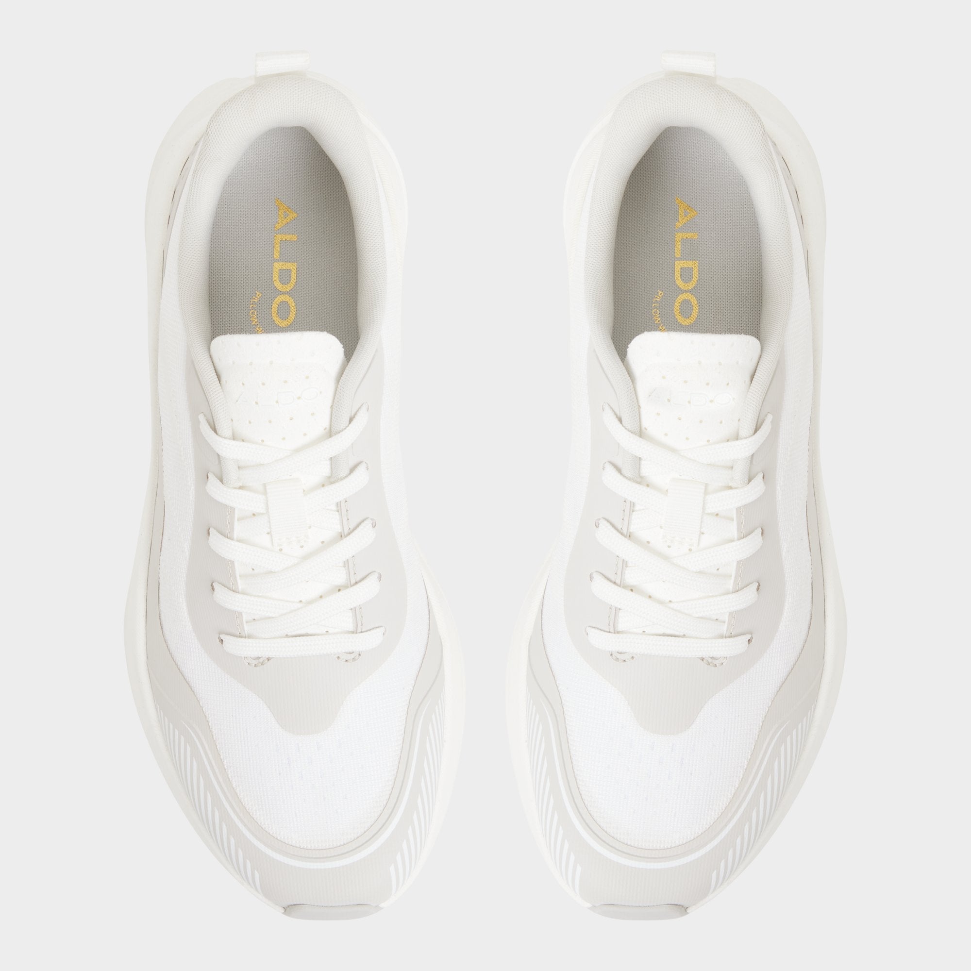 Pillowstep White Women's Low top sneakers - Sneaker, Jogger sole