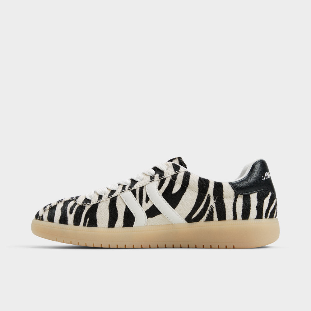 Chicsneaker White/Black Women's Aldo Sport Club - Low top sneaker, Cup sole