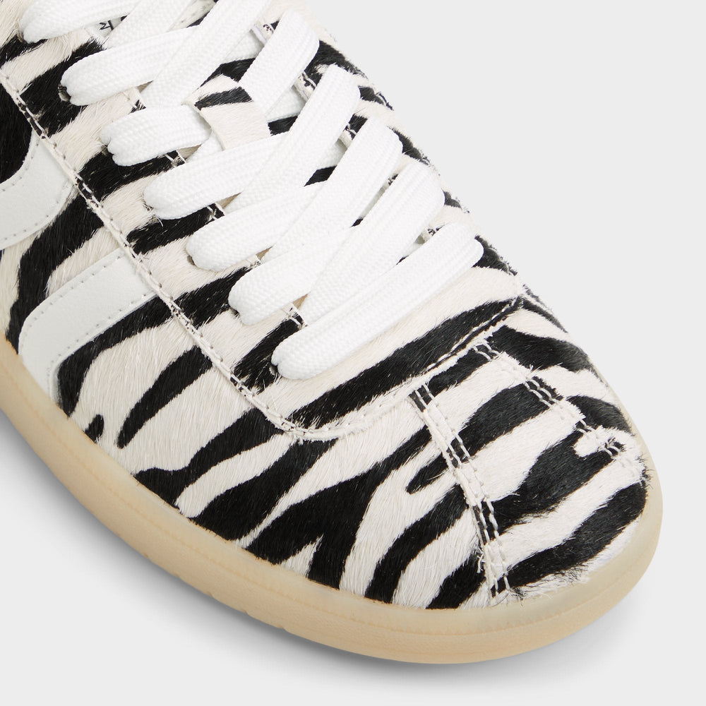 Chicsneaker White/Black Women's Aldo Sport Club - Low top sneaker, Cup sole