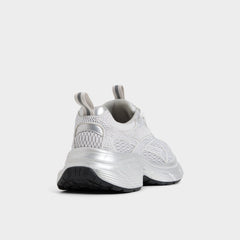 Powerplay in Silver - Jogger sneaker