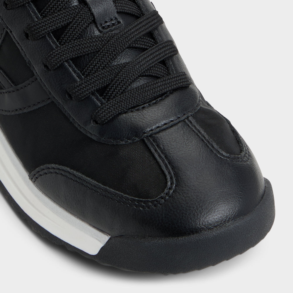 Stepcount Black Women's Low top sneakers - Jogger sneaker, Jogger sole