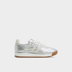 Stepcount Silver Women's Low top sneakers - Jogger sneaker, Jogger sole