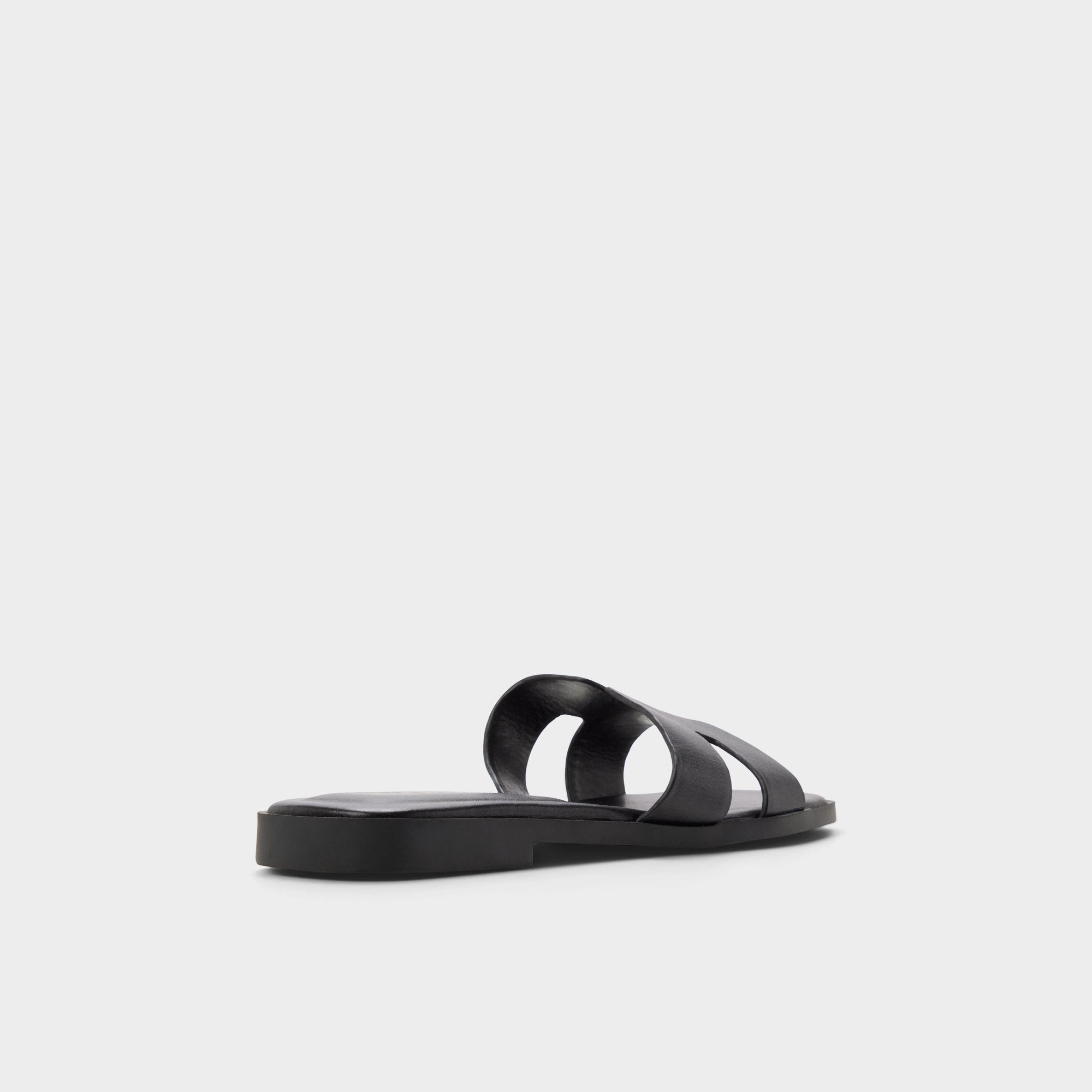 Itsandalb in Black -