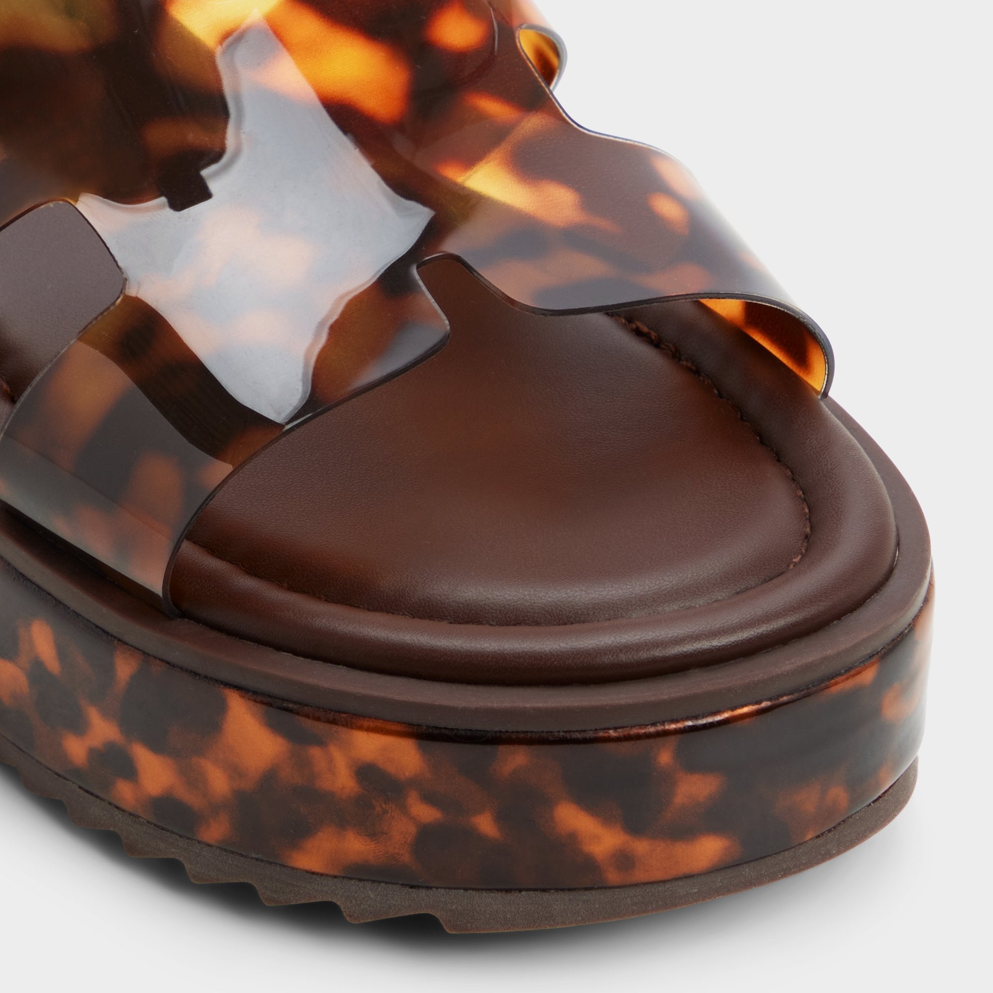 Anayelie in Open Brown - Slide sandal, Platform