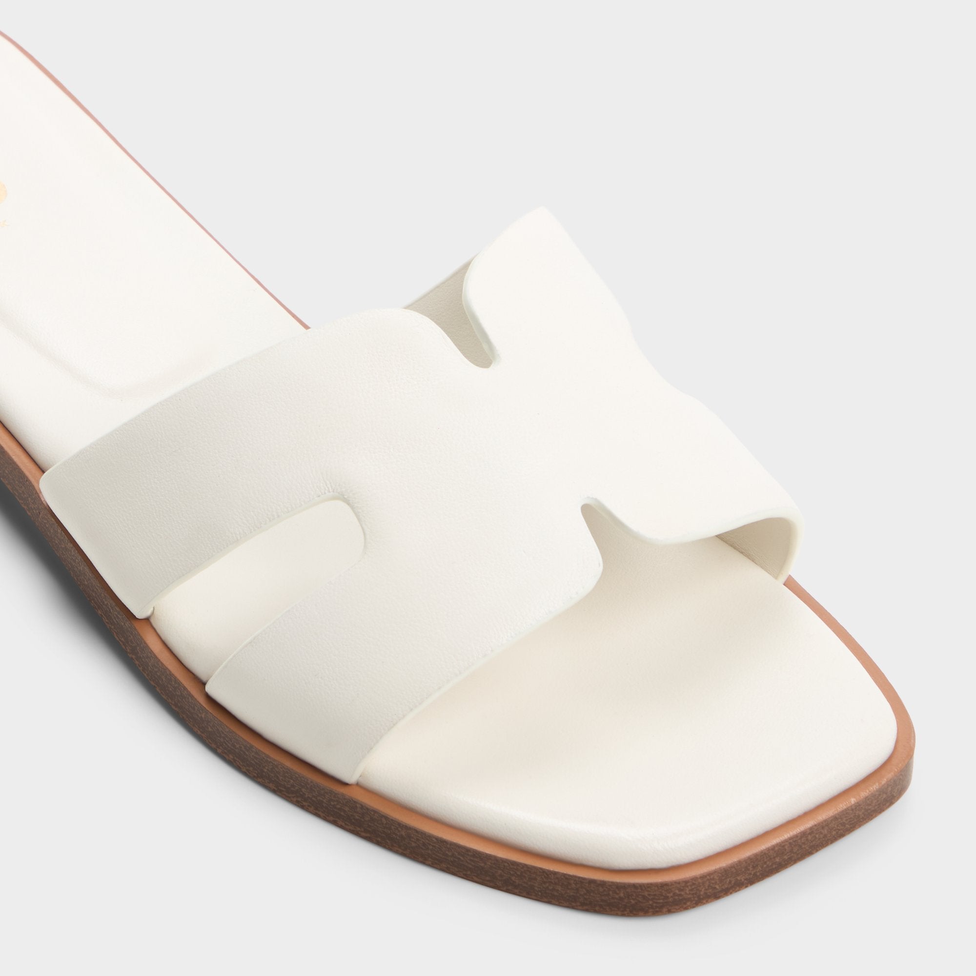 Itsandal White Women's Flats - Slide sandal