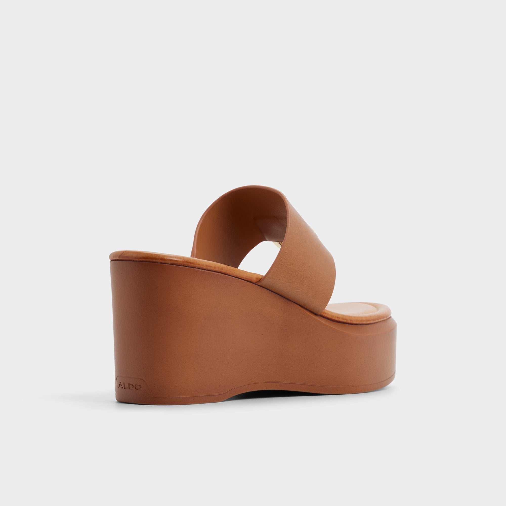 Friegan in Medium Brown - Slide sandal, Wedge heel