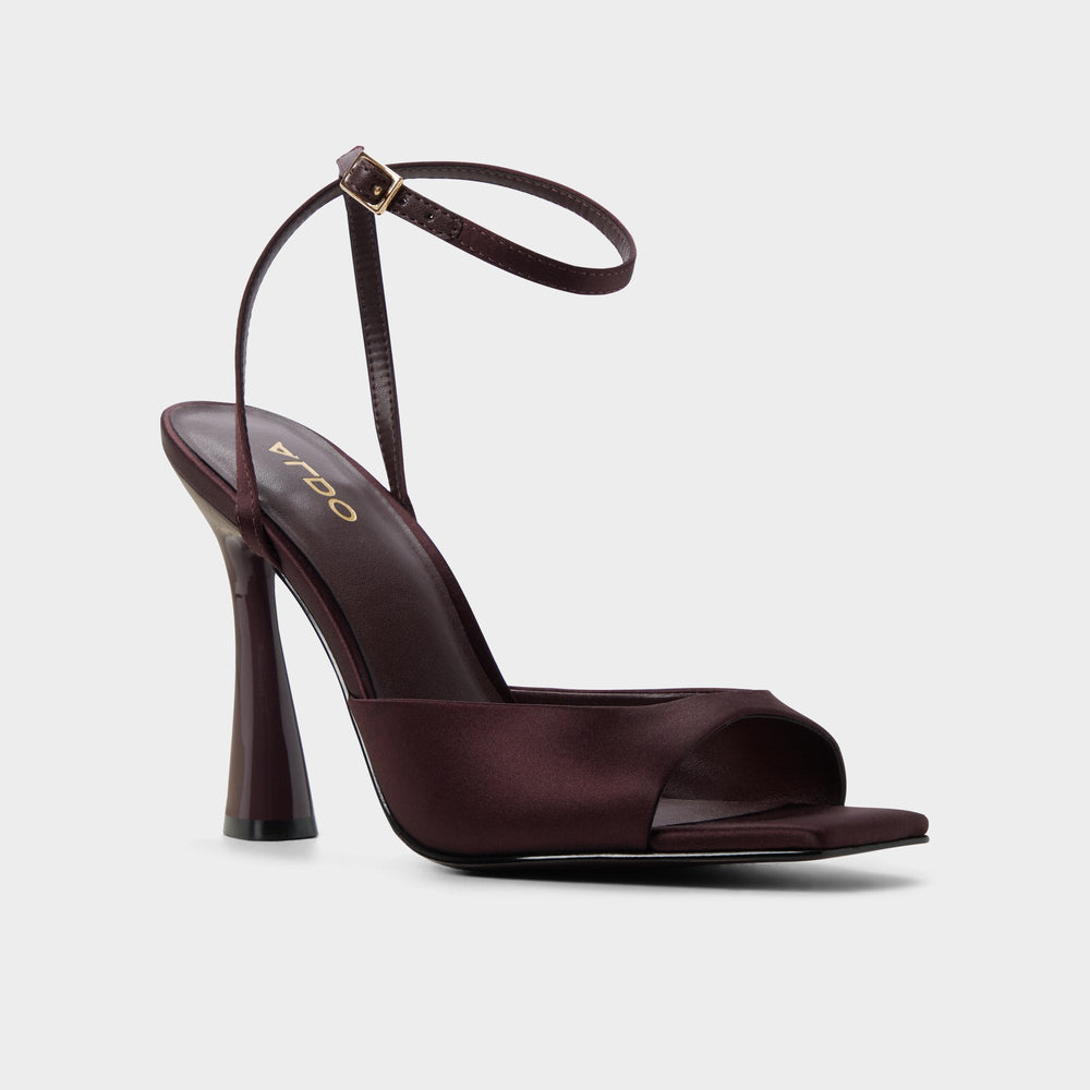 Alisonn in Brown -