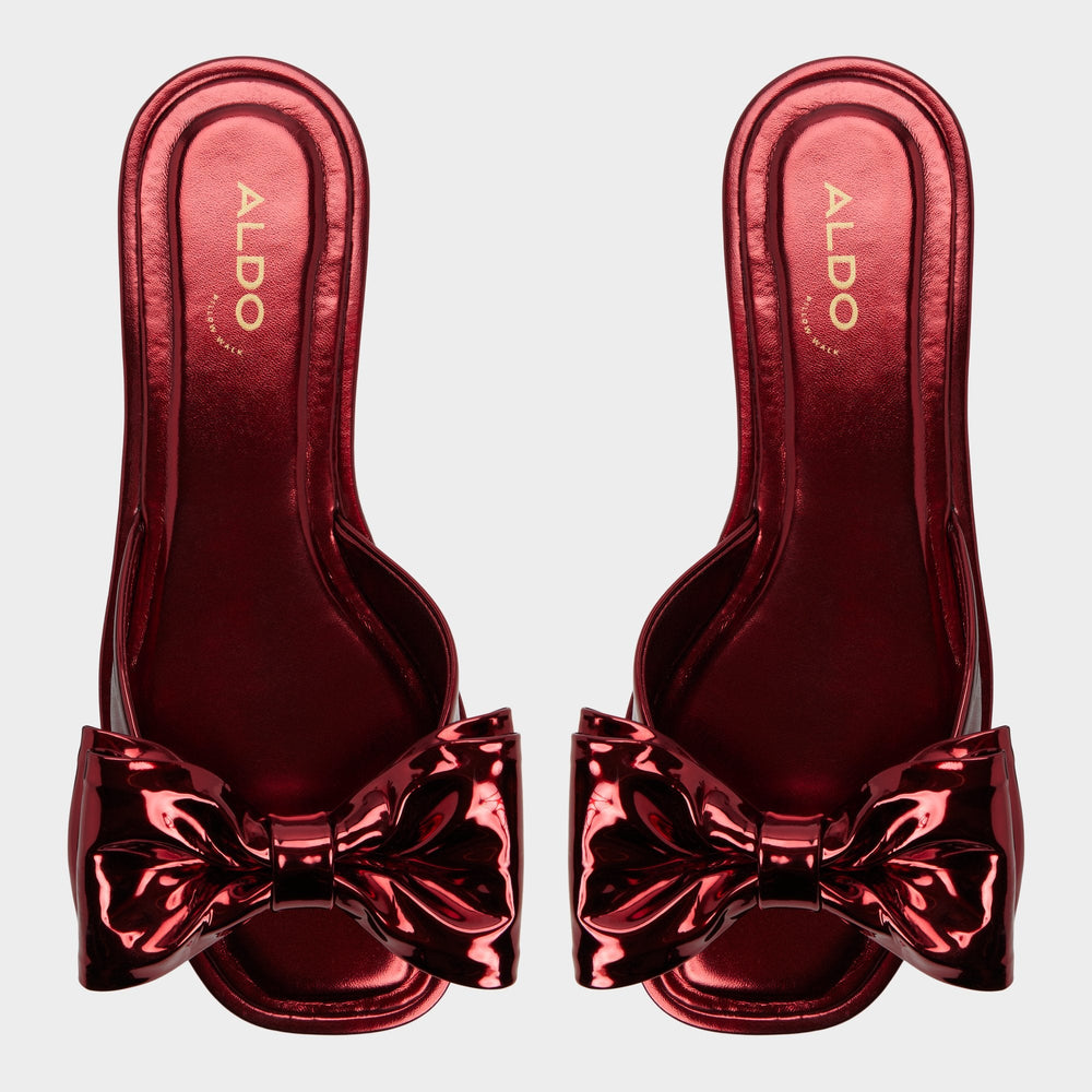 Bowetta in Medium Red - Slide sandal