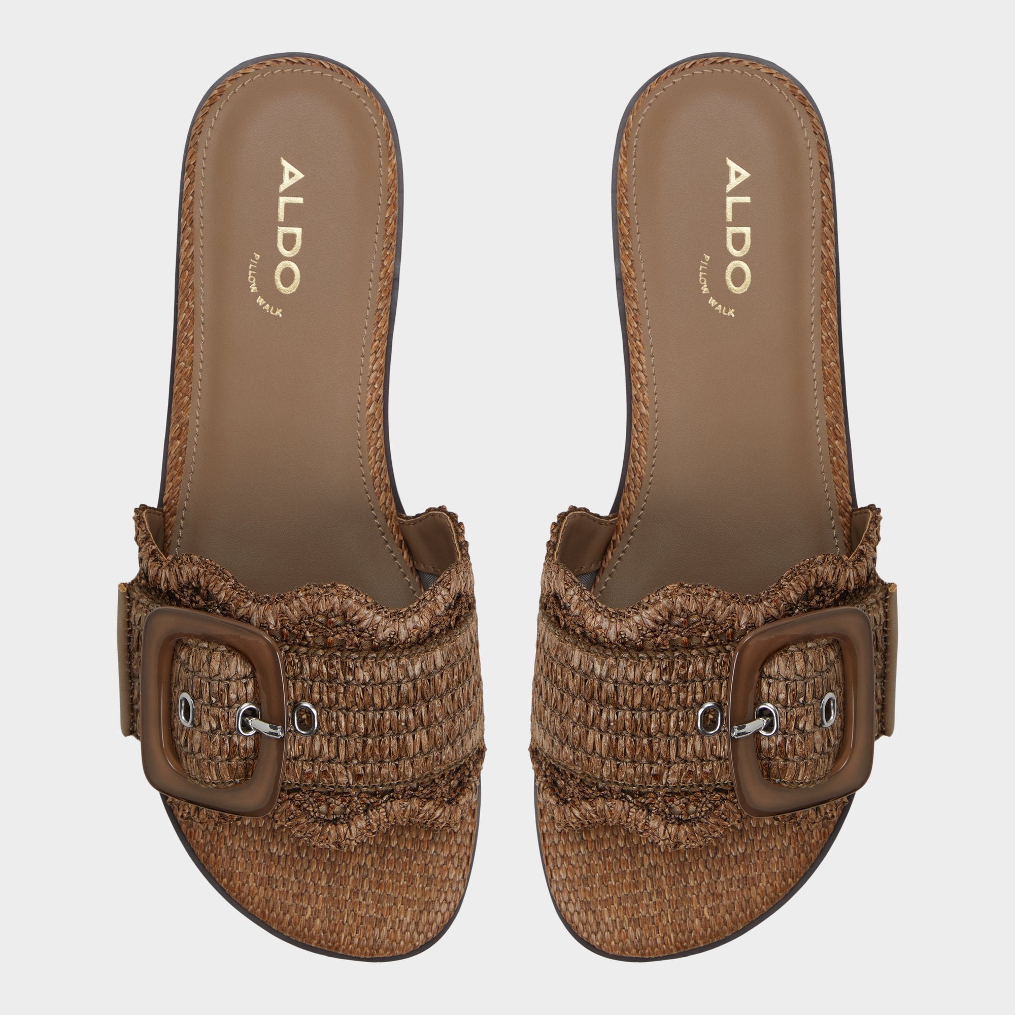 Wavysally in Light Brown - Slide sandal