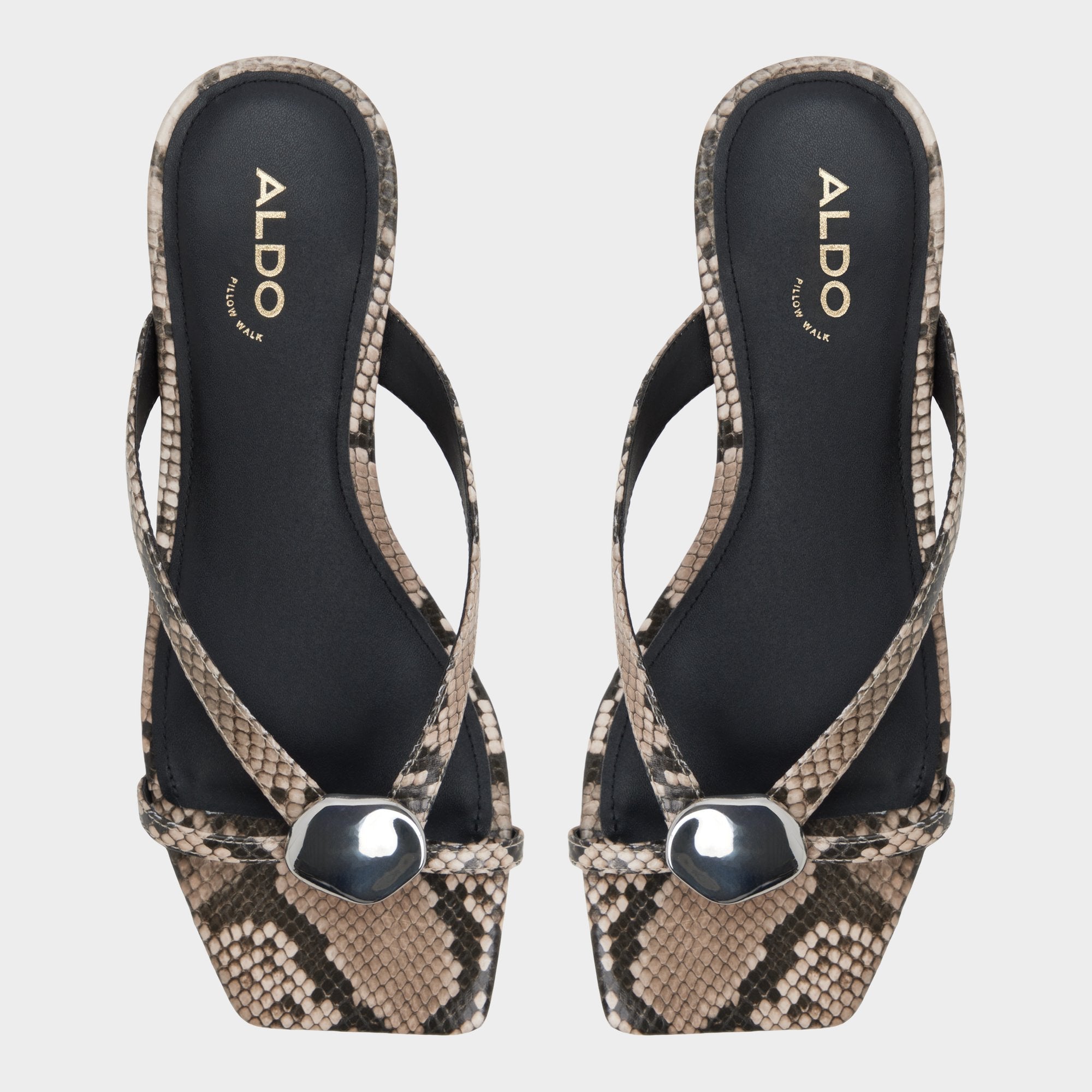 Iliria White/Black Women's Flats - Slide sandal