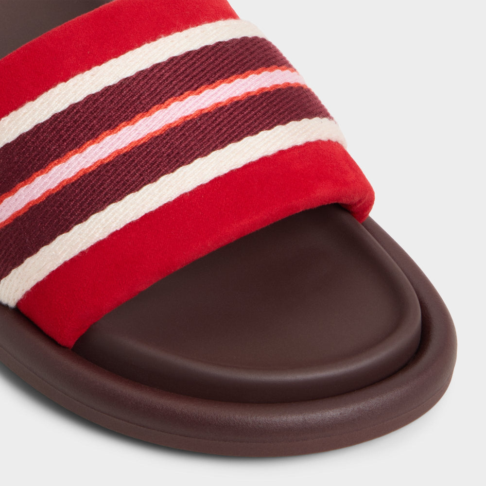 Nydelagan in Open Red - , Footbed sandal