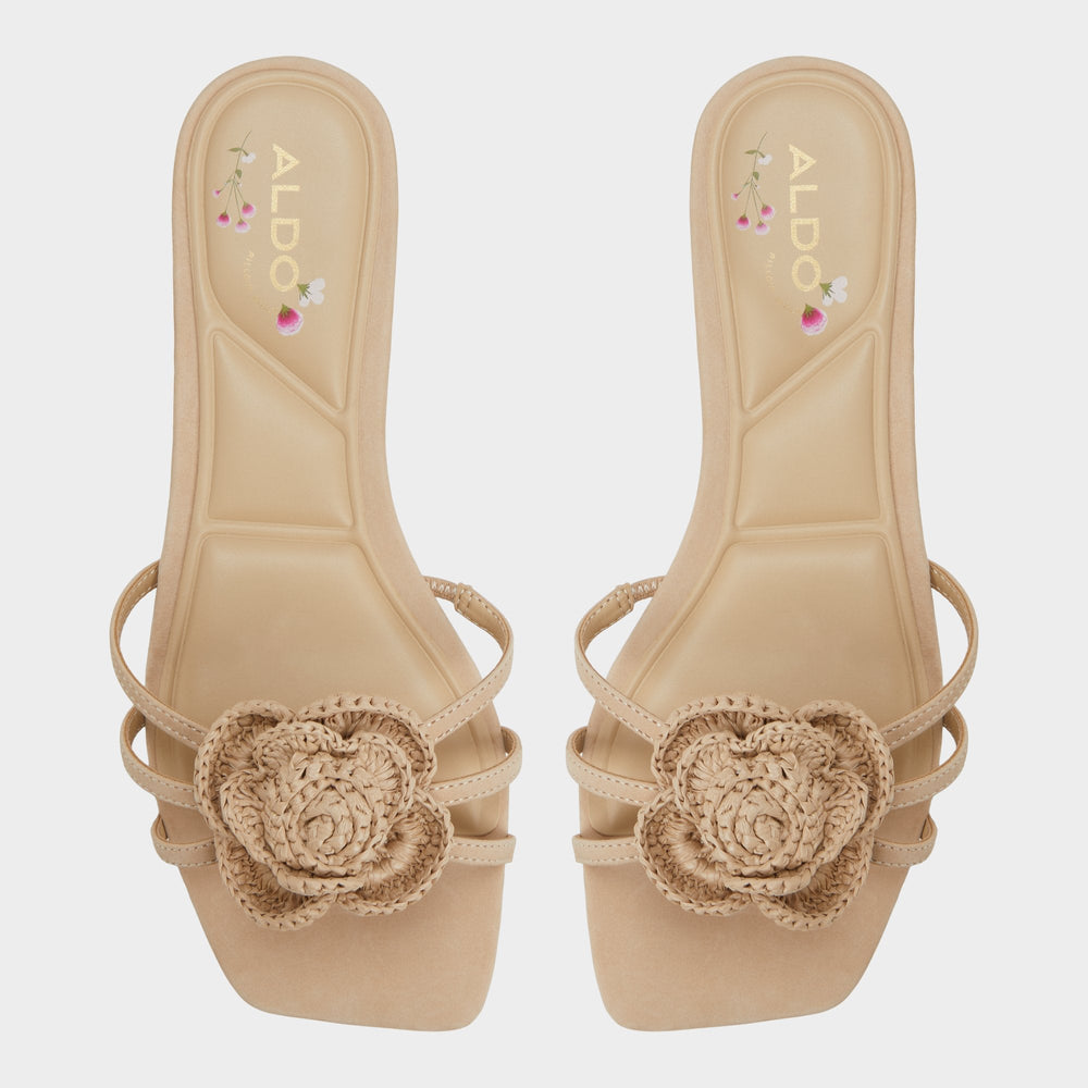 Wildbloom Sand Women's Travel essentials - Strappy flat sandal