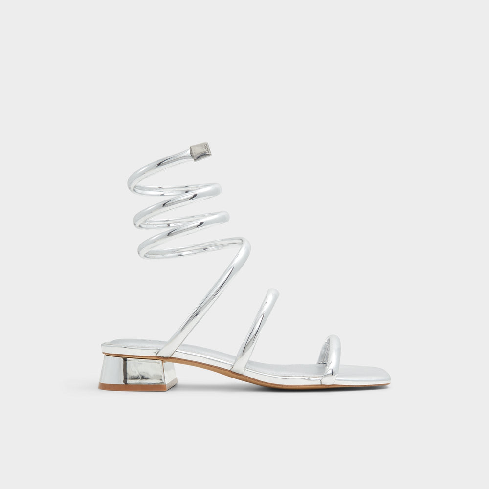 Spinna in Silver - Strappy sandal, Block heel