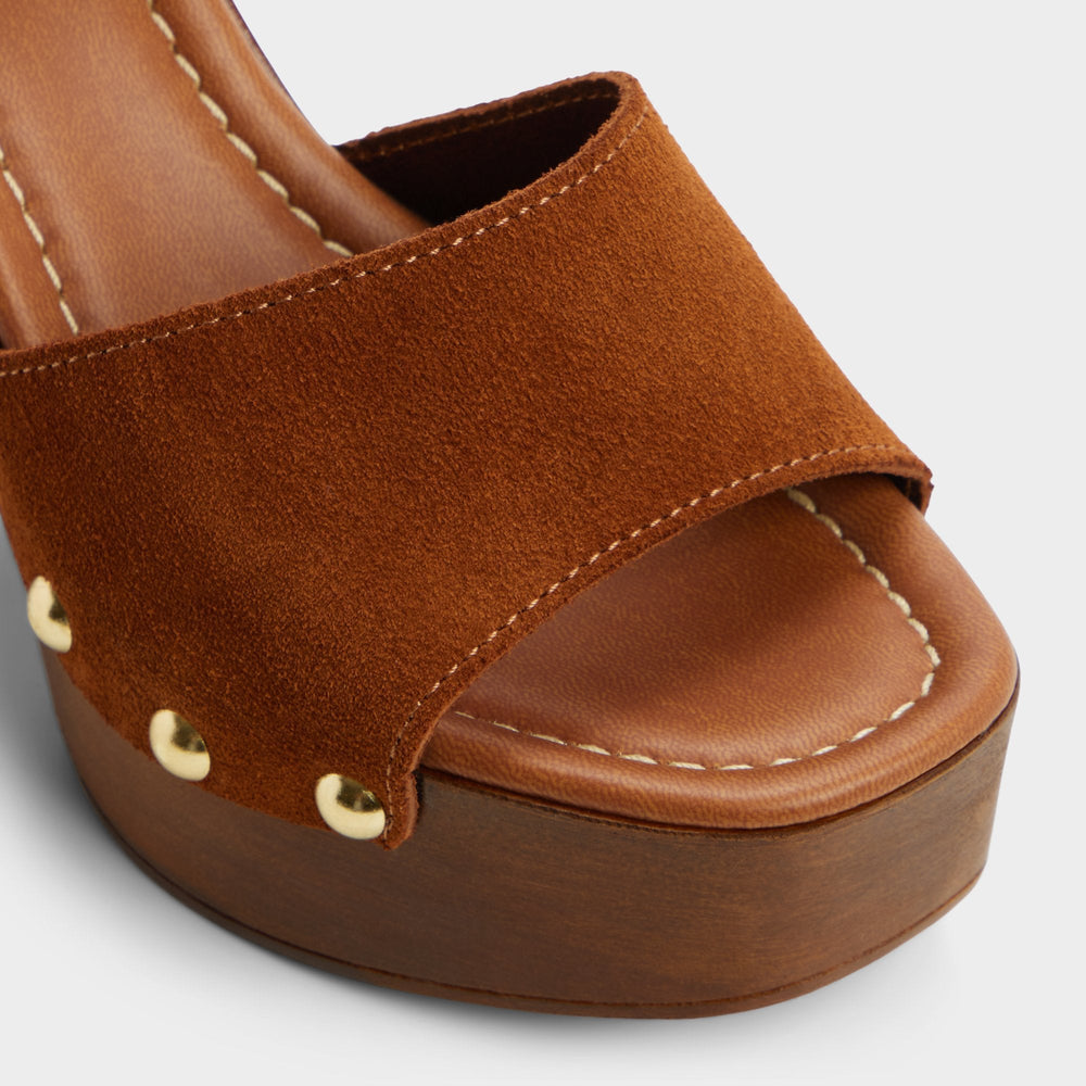 Niloria in Tan -