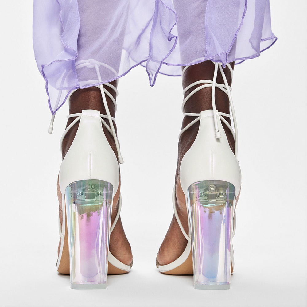 Onardonia in Open Natural - Strappy sandal, Block heel