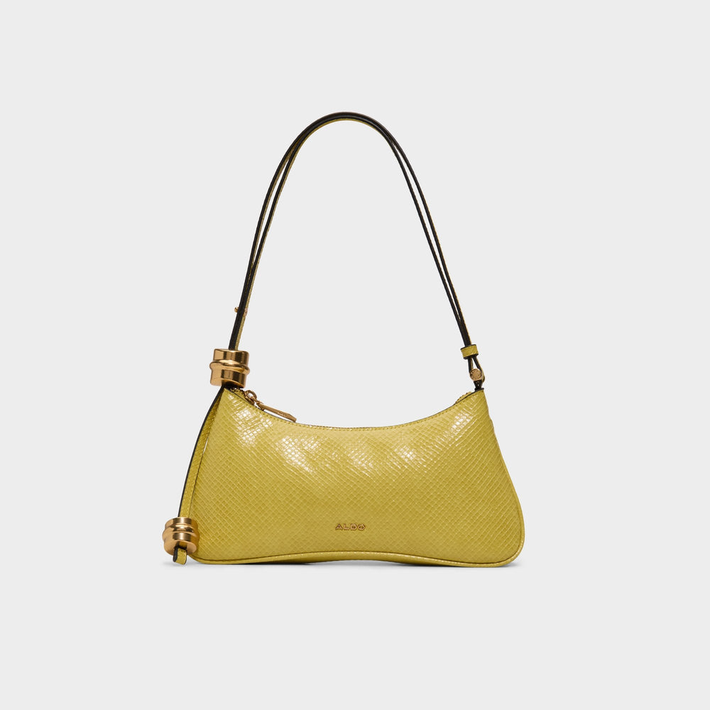 Amelliee in Yellow -
