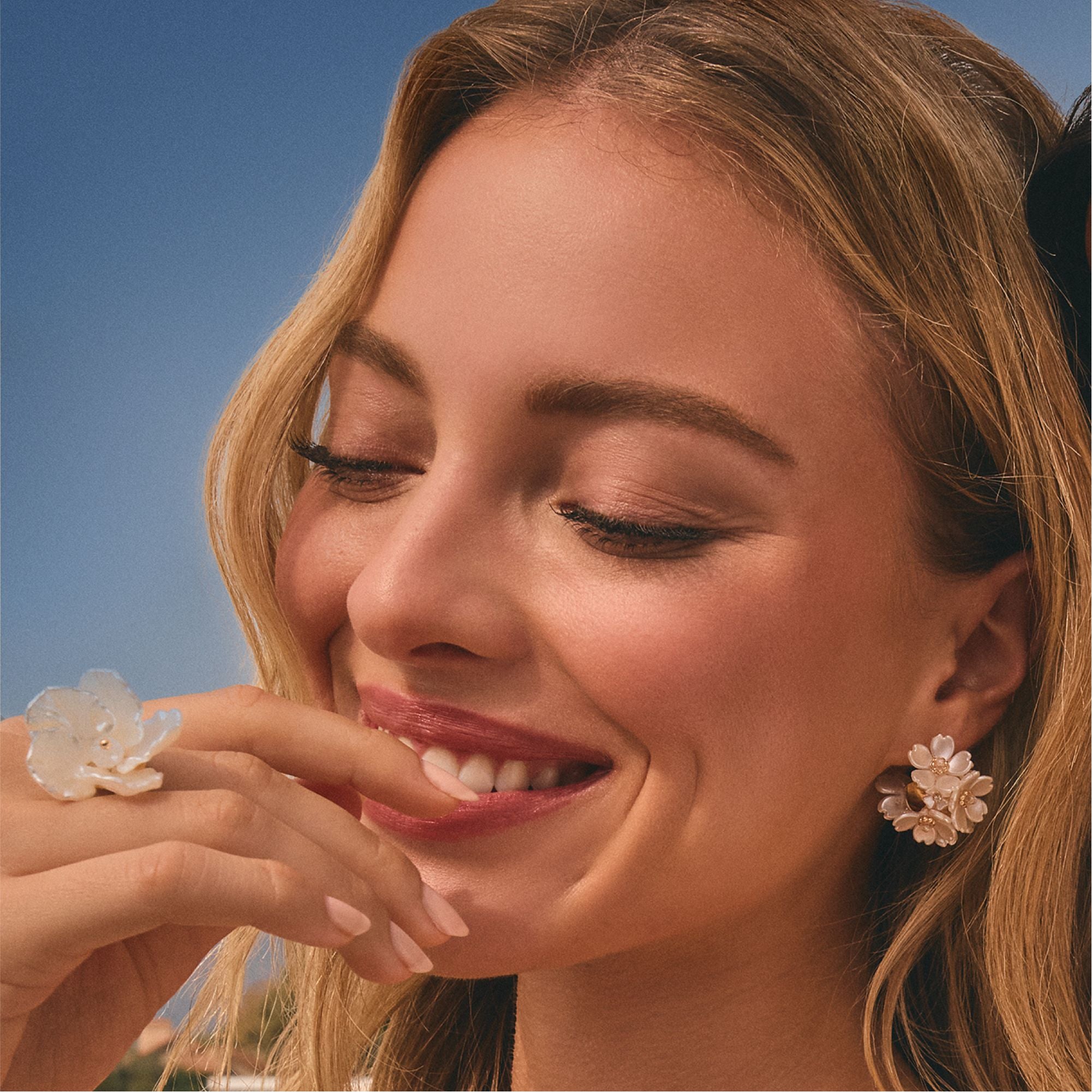 Delicacy Ice Women's Earrings - Earrings