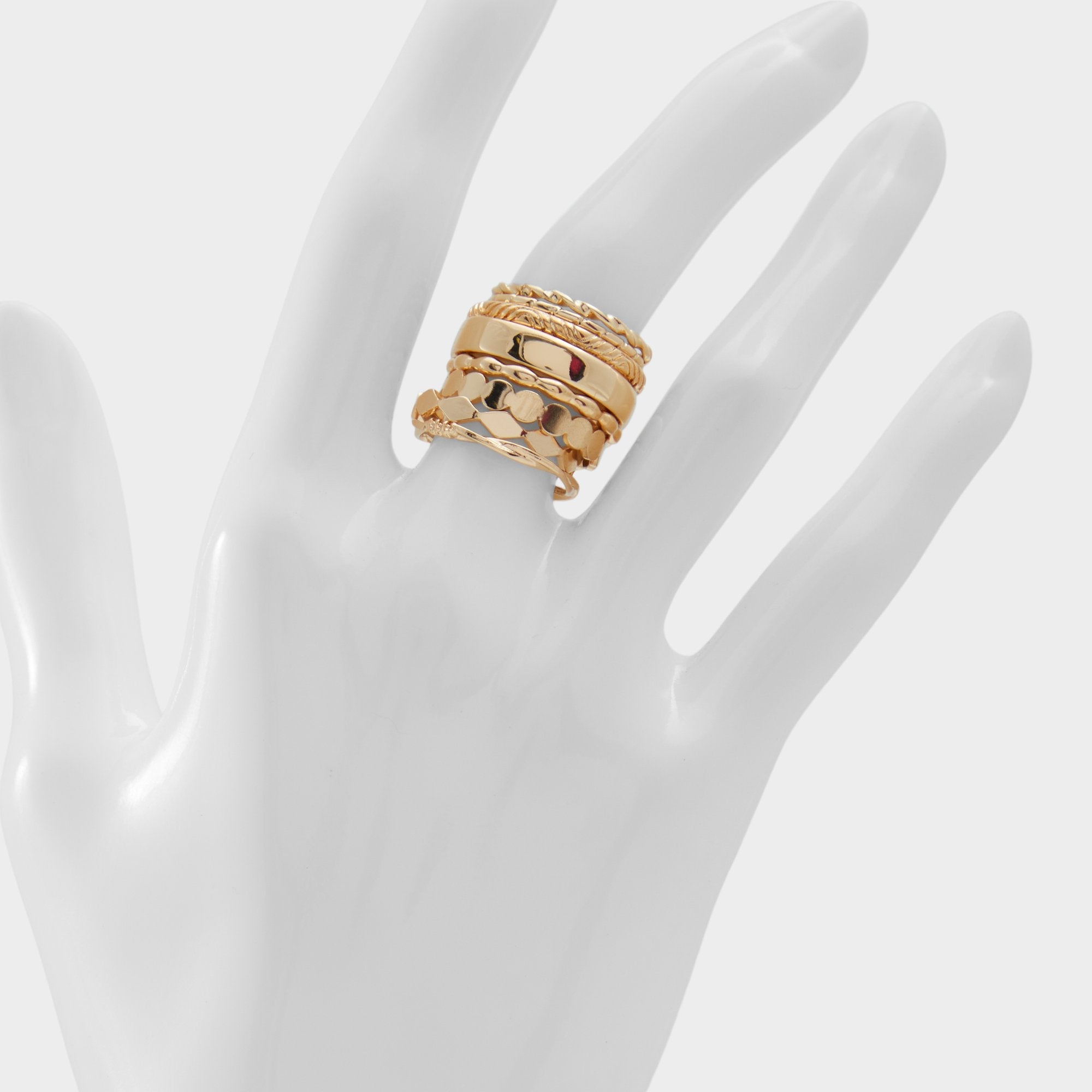 Tirari in Gold -