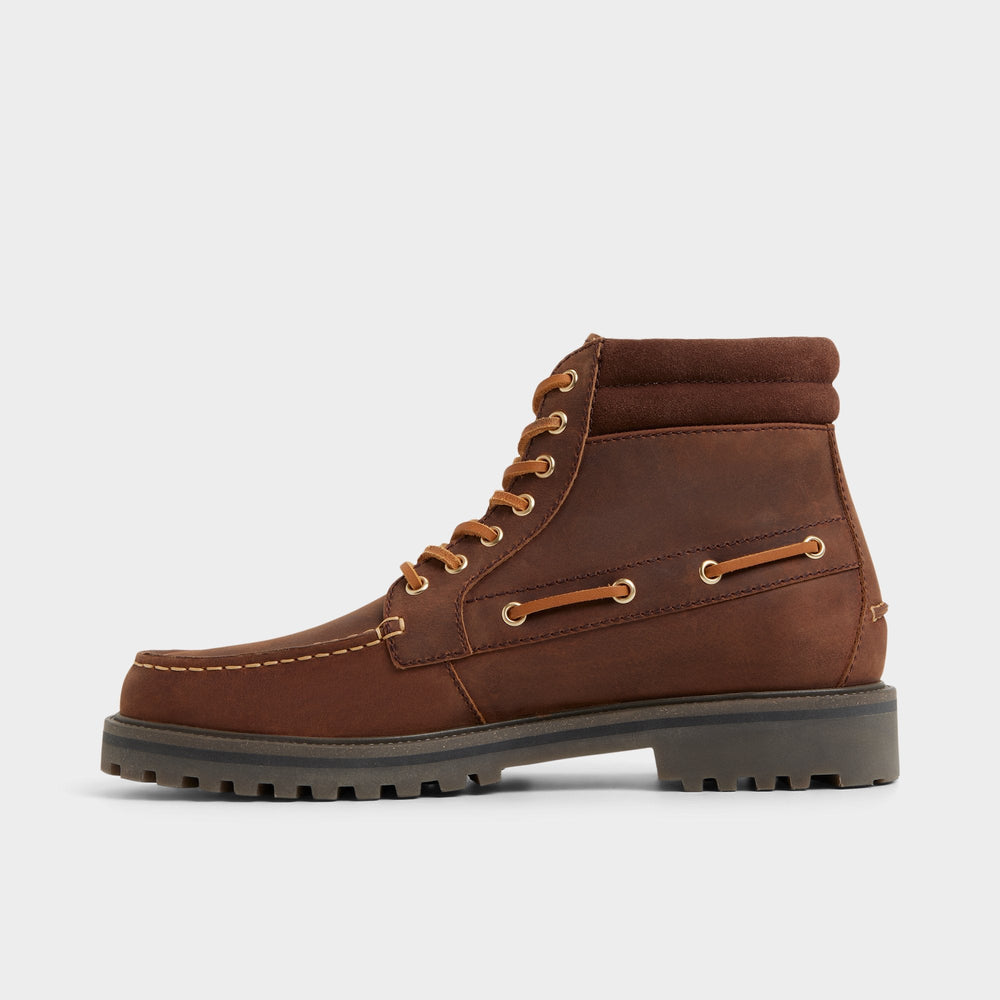 Farrell in Medium Brown - Combat boot, Lug sole