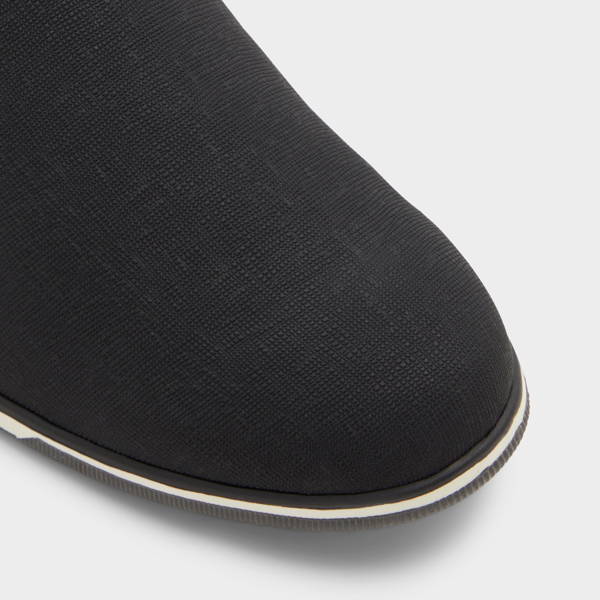 Braunbock in Black - Loafer