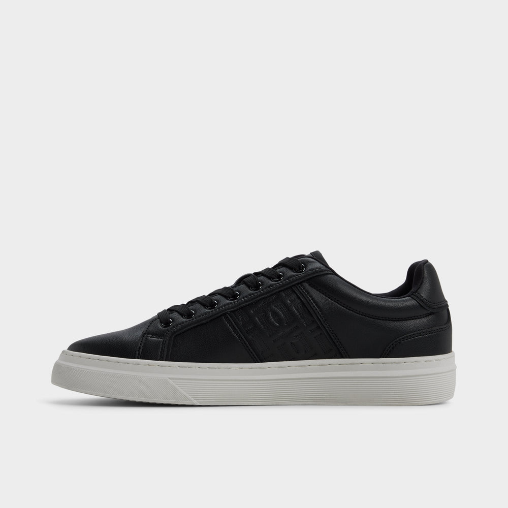 Courtline in Black Black 14253819 - Low top sneaker, Cup sole