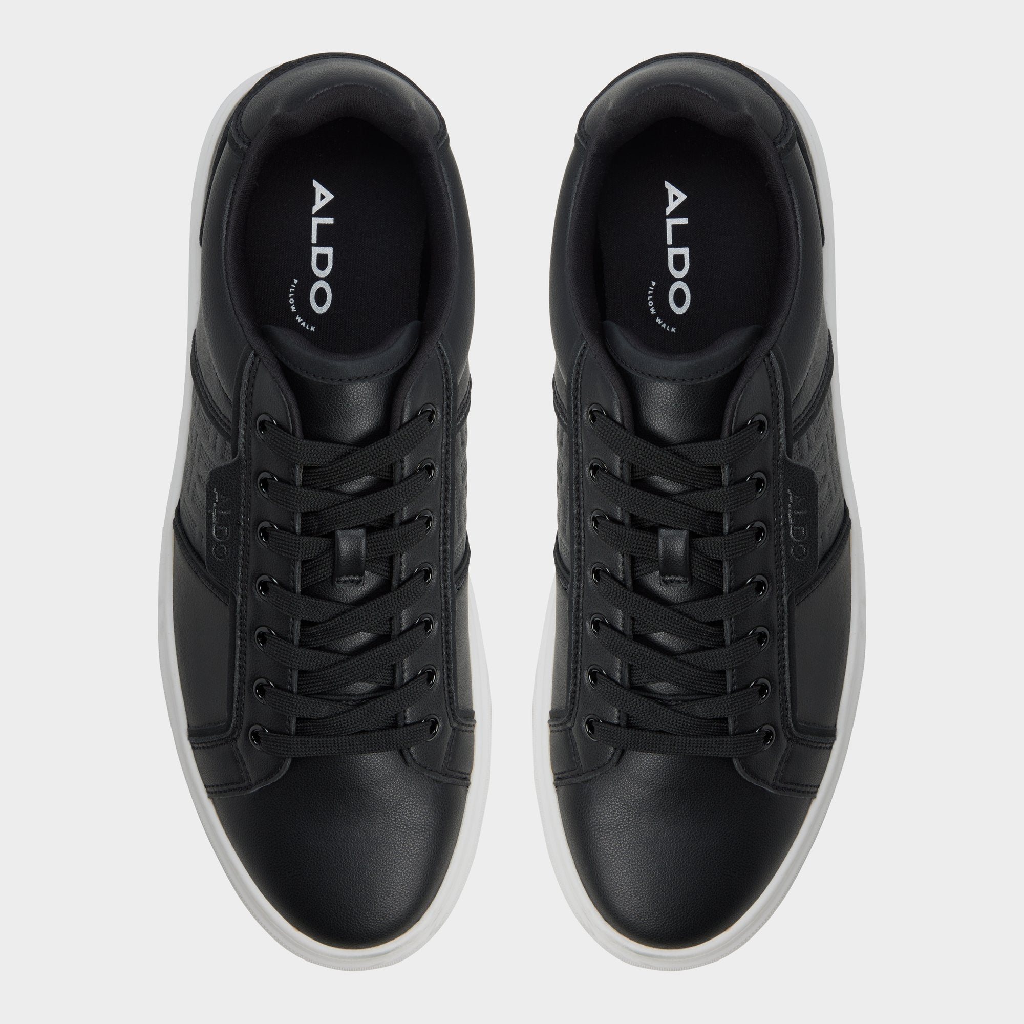 Courtline in Black Black 14253819 - Low top sneaker, Cup sole