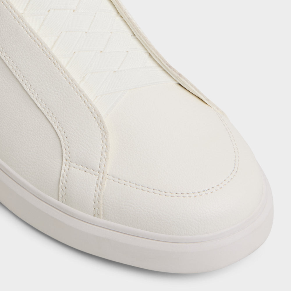 Jona in White 14051270 - Slip-on sneaker, Cup sole